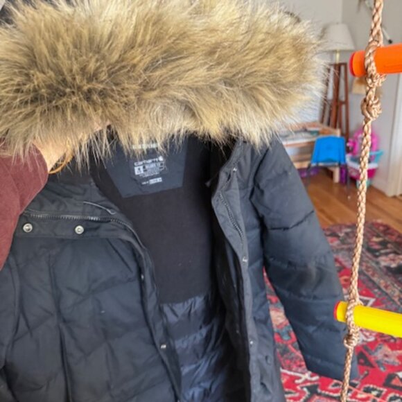 Carhartt- Women's Montana Parka - Relaxed Fit - Picture 2 of 4